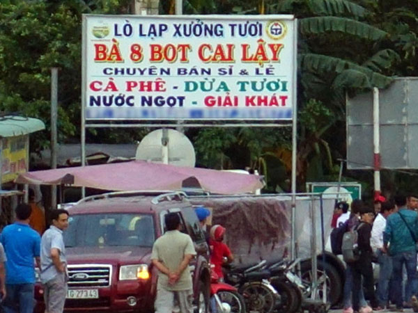 Công an mời Bà Tám BOT Cai Lậy làm việc vì được người lạ tặng 10 triệu?