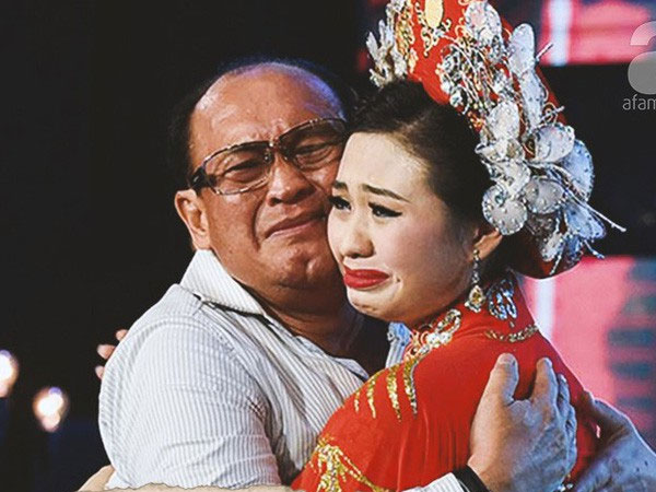 Giá mà 'Sau ánh hào quang' chậm 1 nhịp, thì hình ảnh đẹp đẽ của gia đình Lê Giang đã giữ mãi thế này