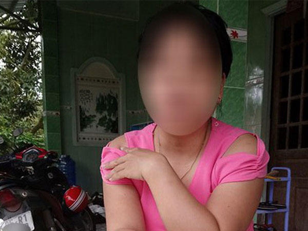 Mẹ cháu bé bị bà ngoại siết cổ chết: 'Tôi không dám hỏi nguyên nhân'
