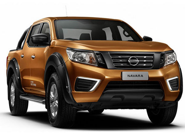 Nissan Navara Black Series đặc biệt giá 594 triệu đồng