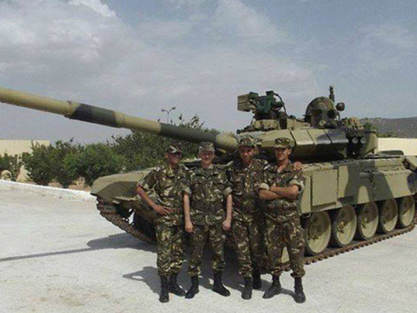 Jane's Defence Weekly bình luận về hợp đồng mua xe tăng T-90 của Việt Nam