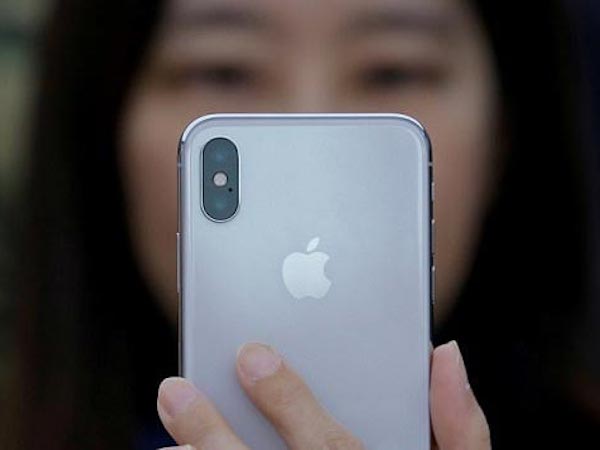 Những than phiền bất ngờ của người dùng về camera iPhone X