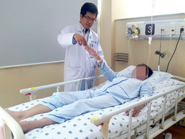 Vì sao 17 tuổi đã đột quỵ: Bác sĩ chỉ rõ nguyên nhân, dấu hiệu rất dễ bị nhầm lẫn