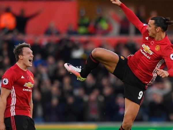 Man Utd đón bộ ba cầu thủ trở lại ở derby Manchester