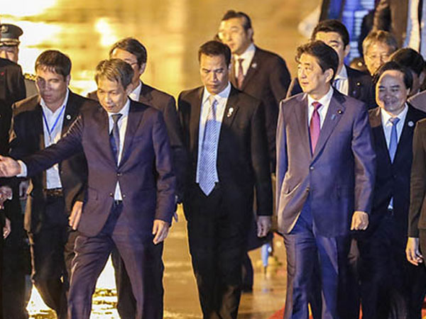 Thủ tướng Abe không phát biểu tại CEO Summit vì lý do sức khỏe