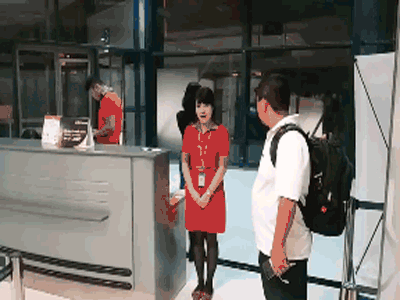 Video: Hành khách bị nhân viên Vietjet xé vé vì vào cửa muộn
