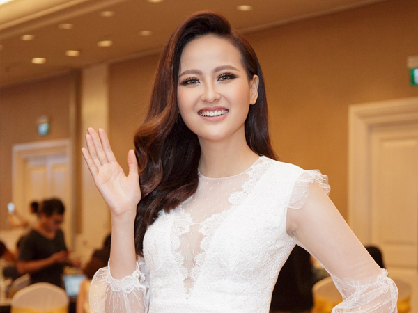 Vừa về tới Việt Nam, Khánh Ngân trích 150 triệu đồng giải thưởng 'Miss Globe' hỗ trợ bà con trong vùng bão lũ