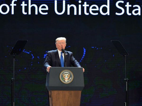 Công nghệ giúp Tổng thống Trump diễn thuyết lưu loát