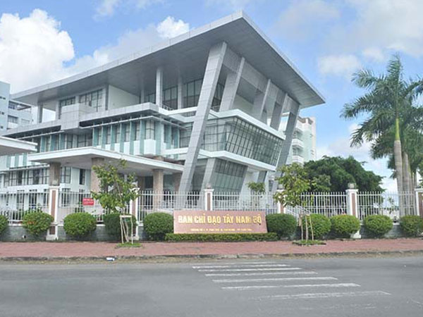 Kỷ luật cảnh cáo Chánh Văn phòng Ban chỉ đạo Tây Nam Bộ