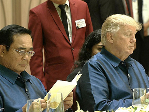 Tổng thống Trump, Putin ăn gì tại tiệc chiêu đãi APEC?