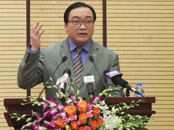 Bí thư Hà Nội: ‘Tăng làm việc trực tuyến, giảm bớt họp hành’