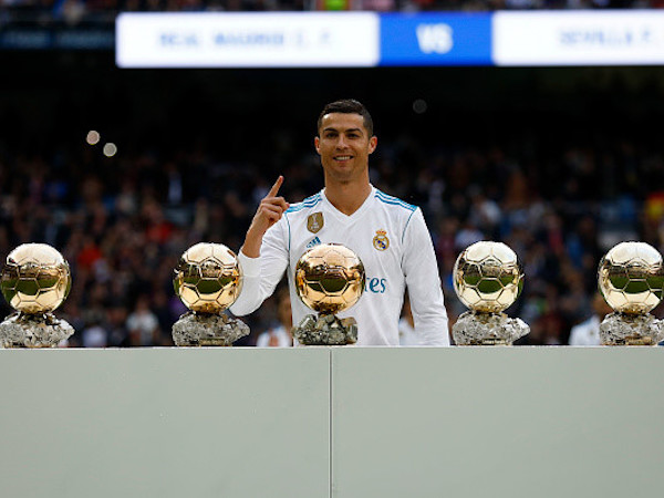 Fan Real không chọn Ronaldo vĩ đại nhất lịch sử CLB