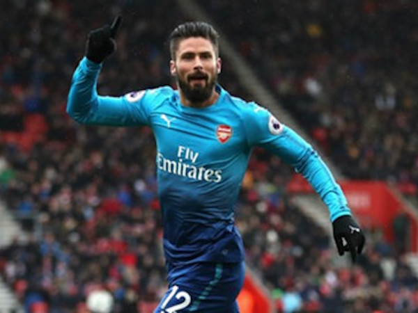 Giroud san bằng kỷ lục của ‘siêu dự bị’ Man Utd