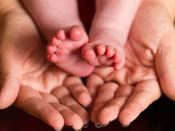 Vì sao mẹ nên ngủ chung với bé đến 3 tuổi?