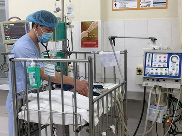 Vì sao trẻ nhập viện vì xuất huyết não, hôn mê?