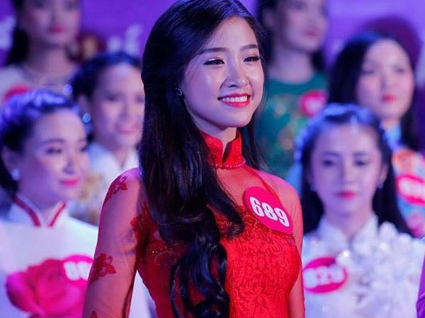 Á khôi ĐH Kinh tế TP.HCM lọt top 45 Hoa hậu Hoàn vũ là ai?