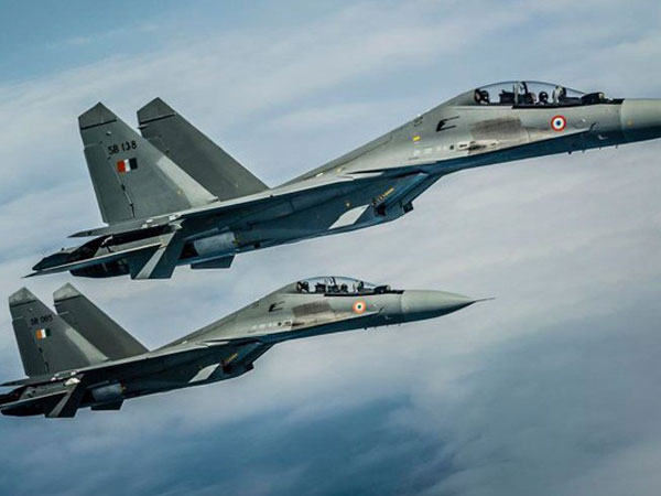 Câu trả lời đanh thép của Ấn Độ trước tiêm kích Su-35 Trung Quốc