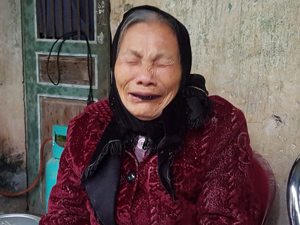 Chủ hụi 8X ôm hàng chục tỷ đi 'chữa bệnh', cụ bà 88 tuổi khóc ngất