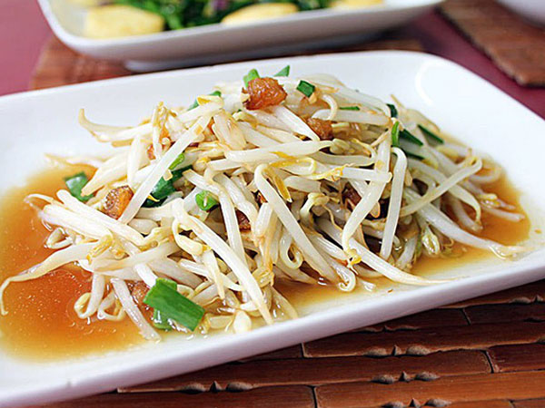 Những tác dụng ít biết về món giá đỗ
