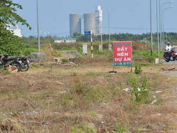 Sốt đất lô vùng ven: Nửa tháng tăng giá gấp đôi, tiền chảy ồ ạt