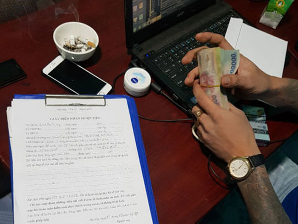 'Tín dụng đen': Công khai đến ngỡ ngàng, chuyên nghiệp đến khó tin