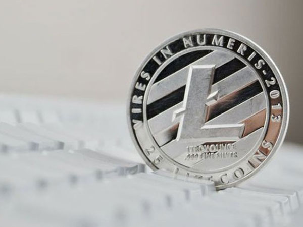 Bỏ xa Bitcoin, tiền ảo Litecoin tăng giá 100 lần sau một năm