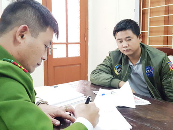 Lời khai của nghịch tử đánh bố gãy xương sườn