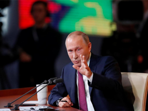 Putin nói đối thủ của Trump bịa đặt cáo buộc Nga can thiệp bầu cử