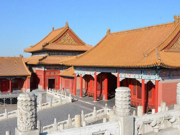 Có đến 9.999 gian phòng, tại sao Tử Cấm Thành không có dù chỉ một nhà vệ sinh?