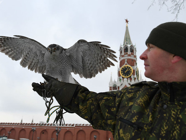Đội cận vệ điện Kremlin: Kỳ cục từ thành phần tới nhiệm vụ