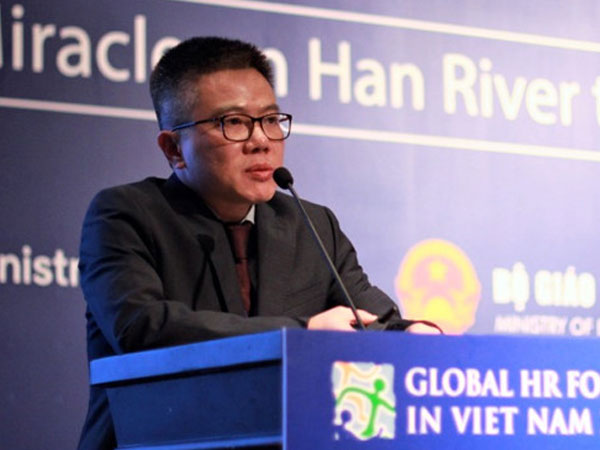 GS Ngô Bảo Châu: Hệ thống quản trị đại học của Việt Nam kém hiệu quả