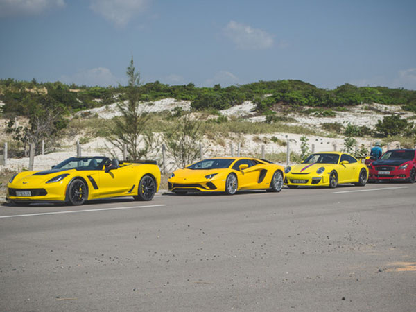 Lamborghini Aventador S cùng dàn siêu xe diễu hành tại Phan Thiết