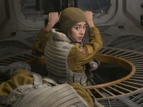Vai diễn của Ngô Thanh Vân trong Star Wars: Sự thật có hơn Lý Nhã Kỳ ở 'Shanghai'?