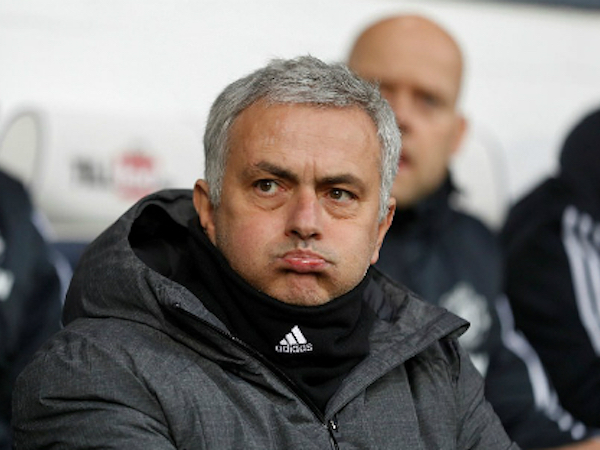 Mourinho thề chiến đấu cho chức vô địch tới trận cuối cùng