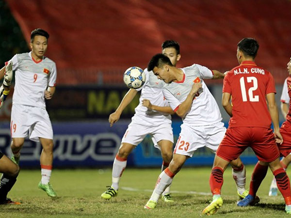 U21 Việt Nam 'đi dạo' vẫn khiến U19 Việt Nam tâm phục khẩu phục!