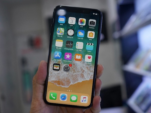 Cận kề Giáng sinh, giá iPhone X giảm còn 25,8 triệu đồng