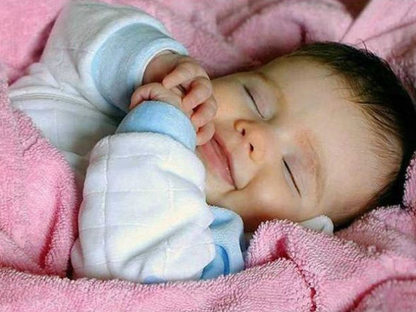 Cha mẹ giữ ấm kiểu này khiến con ốm thêm
