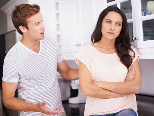 Khôi hài chuyện cô vợ lấy chồng quê rồi lại chê mẹ chồng “nhà quê”