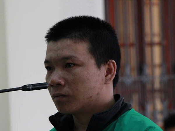 Xin ngủ nhờ, nam thanh niên bịt miệng hiếp dâm bé gái 13 tuổi
