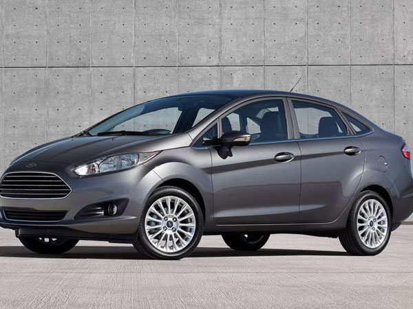 8 mẫu sedan tầm giá 600 triệu đồng tại Việt Nam