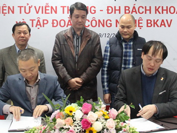 Bkav hợp tác với Đại học Bách Khoa, sẵn sàng cho Bphone mới