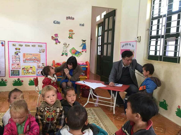 Vụ 9 học sinh bỗng nhiên ngất, tự chạy ra khỏi lớp khi đang học: Các em đều là học sinh giỏi, có chỉ số IQ cao