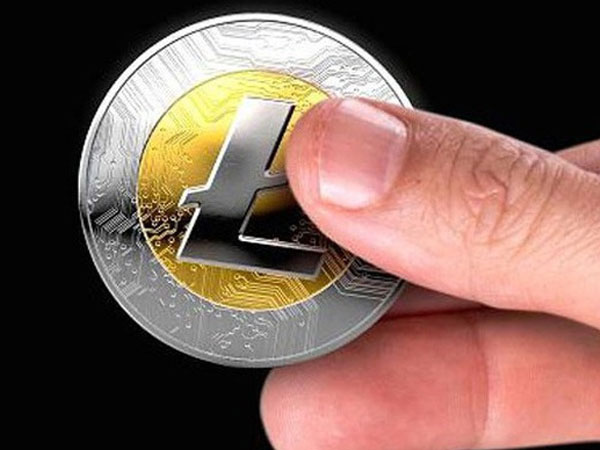 Cha đẻ Litecoin tuyên bố đã bán hết tiền ảo sau khi giá tăng 75 lần