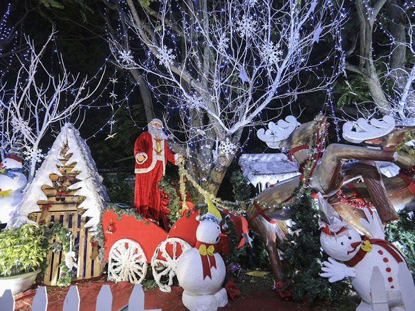 Đà Nẵng tràn ngập không khí Noel
