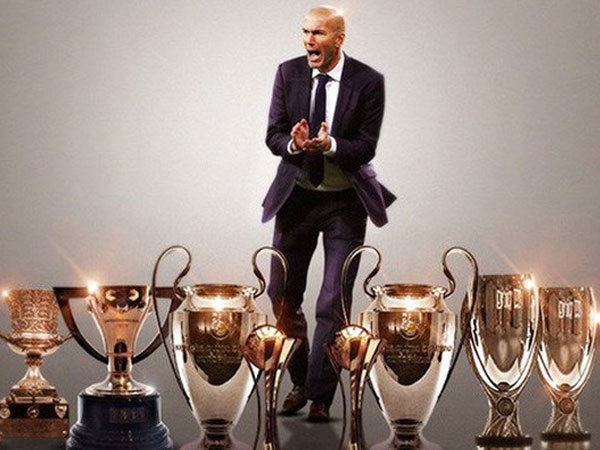 Kinh điển Real - Barca: Real thành công nhờ... cầu thủ Zidane, không phải HLV Zidane