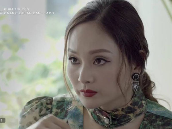 Nhặt sạn 'Cả một đời ân oán': Hồng Đăng và Lan Phương nhất định không chịu thay đồ!