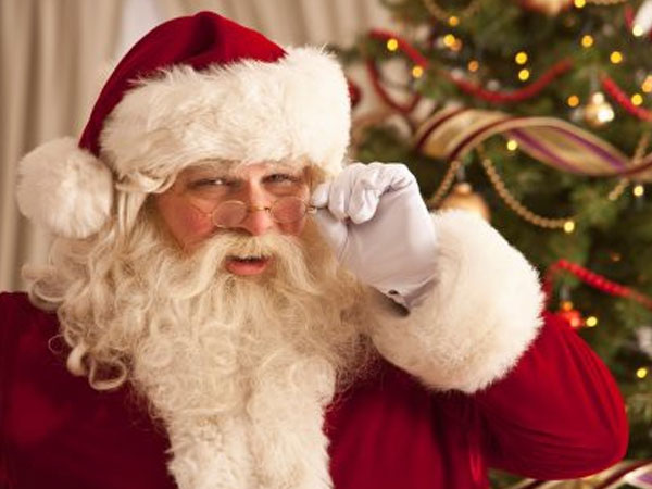 5 bí mật về ngày Giáng sinh: Nguyên mẫu của ông già Noel và câu chuyện đàn tuần lộc bị thiến
