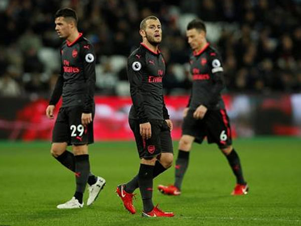 Arsenal vs Liverpool (2h45 ngày 23/12): Nợ nần chồng chất