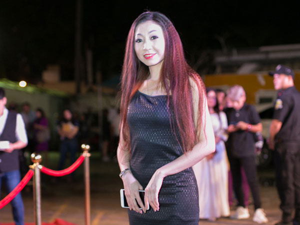 Ca sĩ Hà My: 'Tôi vẫn còn yêu anh Hoài Linh rất nhiều'