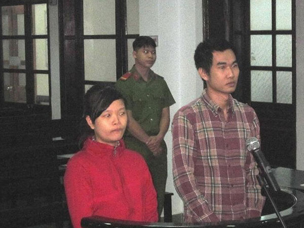 Đôi tình nhân sa lưới vì bán đồ trúng…nạn nhân